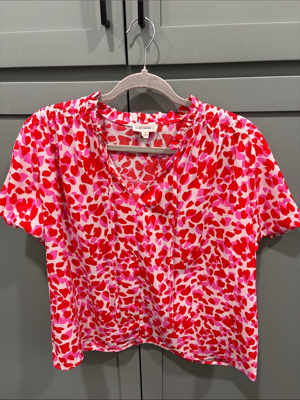 eesome Pink and Red Heart-Print Short Sleeve Blouse